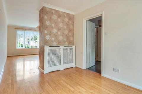 68 Maplin Way, Southend-on-sea, SS1 3NA