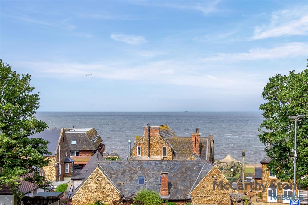 8647938-exterior03.jpg