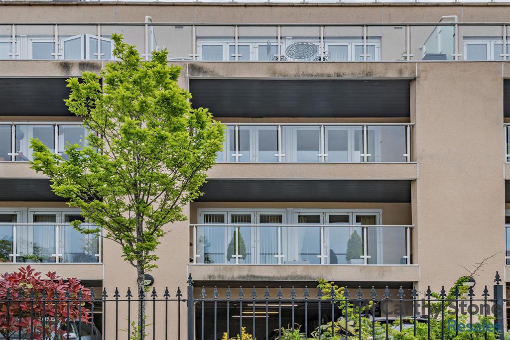 8646052-exterior08-800.jpg