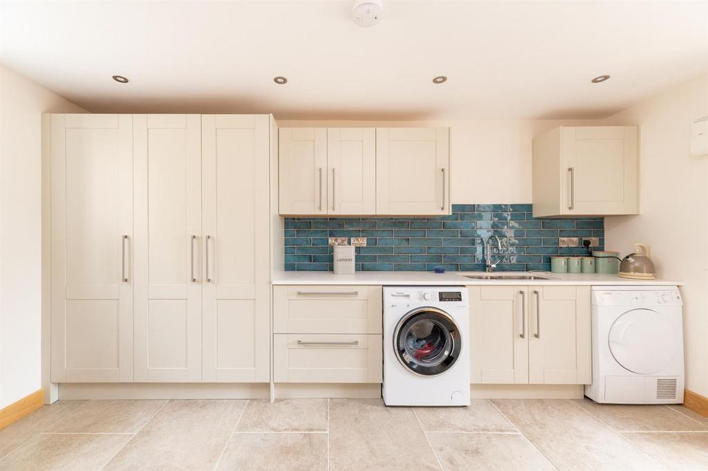 Laundry room/ utility