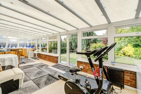 2 bedroom bungalow for sale, Westergate Close, Ferring, Worthing, West Sussex, BN12