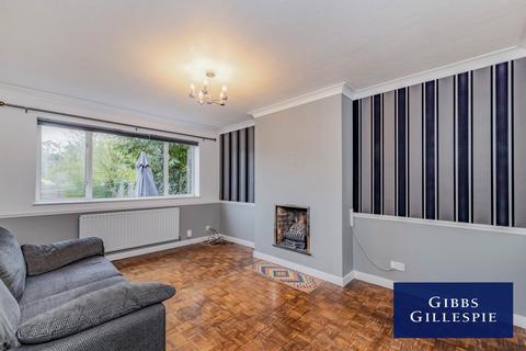2 bedroom flat to rent, Chamberlain Way, Pinner, HA5