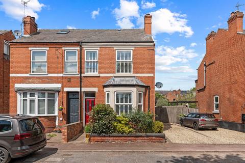 28 Fleeman Grove, West Bridgford, Nottingham, NG2 5BH