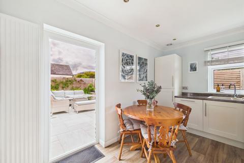 2 Bridgend, Symington, Biggar, ML12 6LG