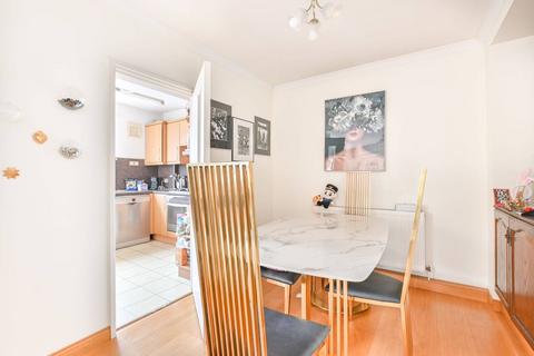 1 bedroom flat for sale, Campden Hill Road, Holland Park, London, W8