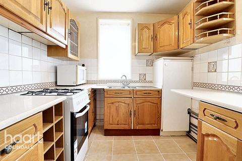1 bedroom maisonette for sale, Abbots Road, Edgware, HA8