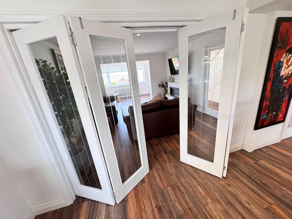 Bi fold doors