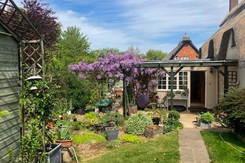 20 Barnsdale, Great Easton, Market Harborough, LE16 8SG