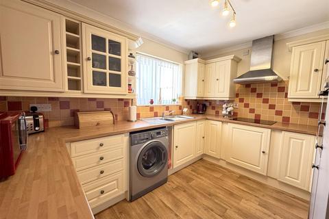 2 bedroom bungalow for sale, Rose Meadows, Goonhavern, Truro