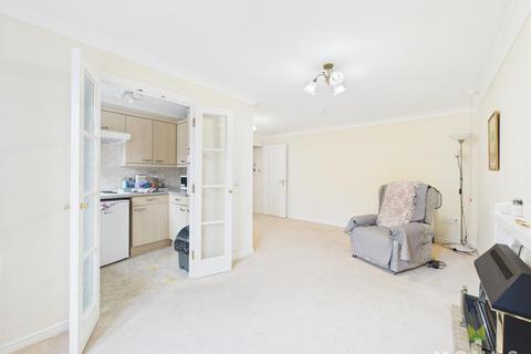 1 bedroom apartment for sale, Lutton Close, Oswestry
