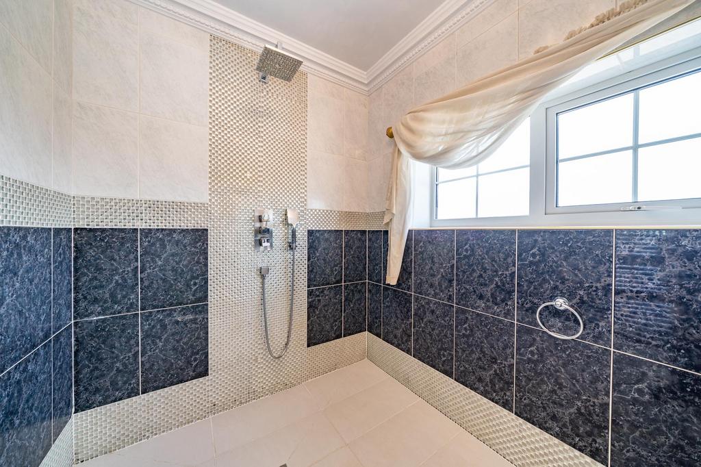 33-King-Edward-Avenue-03962