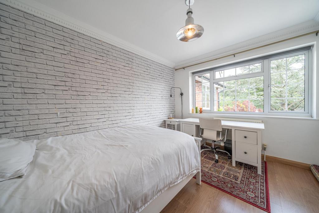 33-King-Edward-Avenue-03969