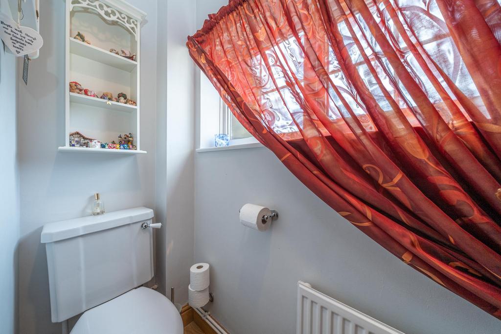 33-King-Edward-Avenue-03872