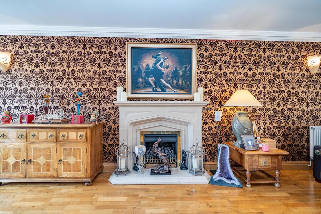 33-King-Edward-Avenue-03944