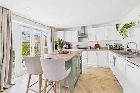 4 Holts View, Sheffield, S7 2AE