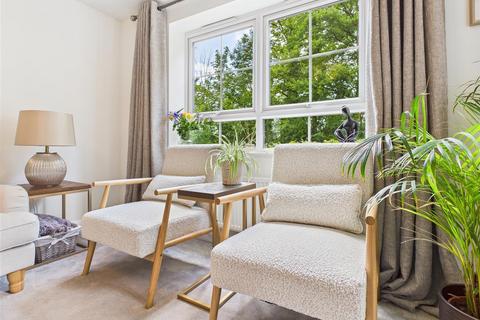 4 Holts View, Sheffield, S7 2AE