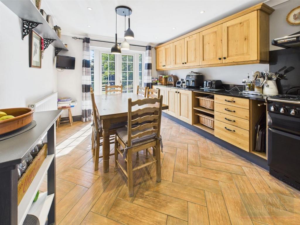 Dining Kitchen