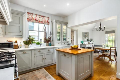 4 bedroom detached house for sale, Gordon Road, Sevenoaks, Kent, TN13