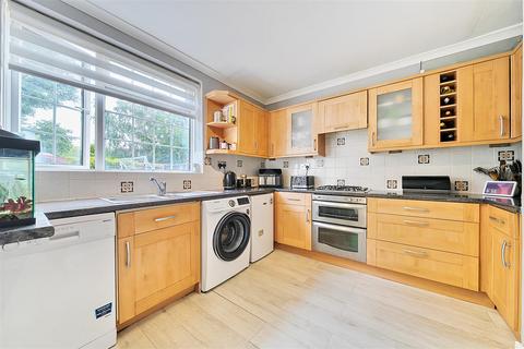 14 Bostall Road, Orpington, BR5 3DW