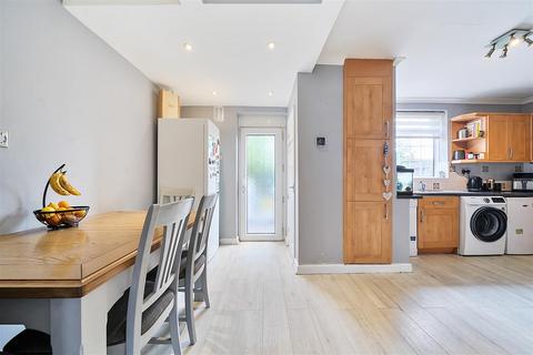 14 Bostall Road, Orpington, BR5 3DW