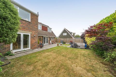 4 bedroom detached house for sale, Inglewood Drive, Aldwick, PO21
