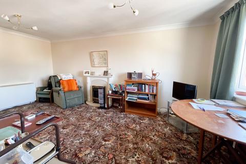 2 bedroom flat for sale, 139 London Road, Hadleigh, Benfleet SS7