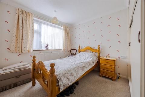 111 Shipton Road, Scunthorpe, DN16 3HJ