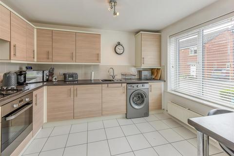 undefined, 5 Taper Close, Kingswinford