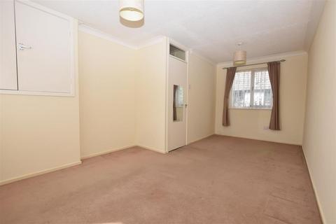 11 Berry Vale, South Woodham Ferrers, Chelmsford, CM3 5GY