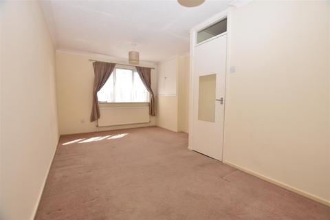 11 Berry Vale, South Woodham Ferrers, Chelmsford, CM3 5GY