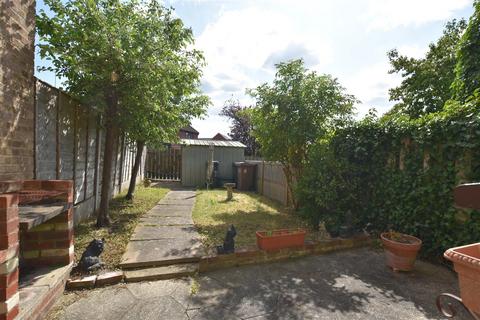 11 Berry Vale, South Woodham Ferrers, Chelmsford, CM3 5GY