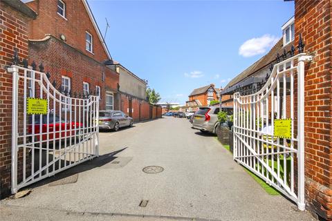 33 Course Road, Ascot, SL5 7HH