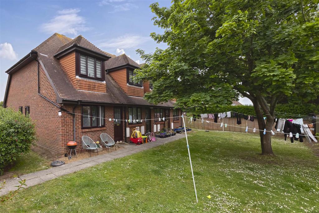 Hangleton Court 11.jpg