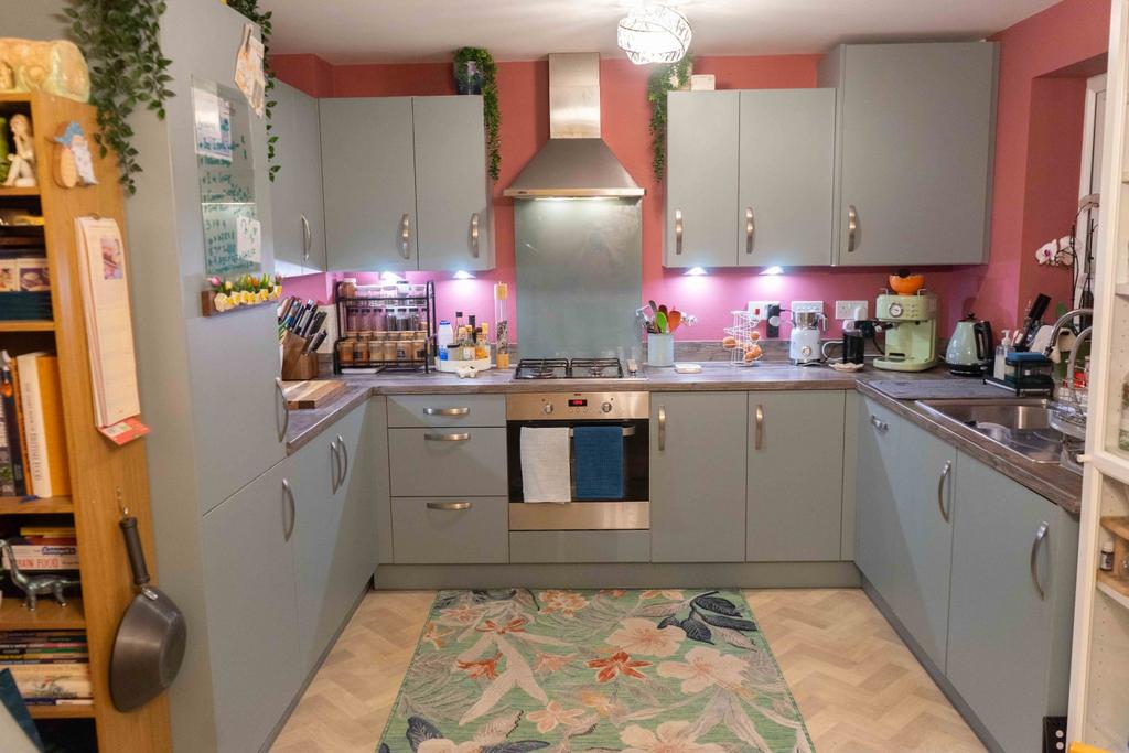 Dining kitchen
