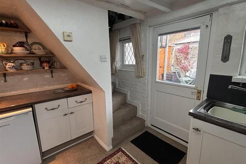 2 bedroom cottage for sale, Market Square, Kineton