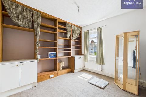 7 Aintree Road, Blackpool, FY4 3BD