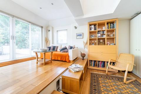 undefined, Downsview Road, Upper Norwood, London, SE19