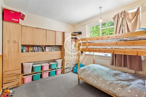 3 bedroom bungalow for sale, Ridge Close, London, NW4