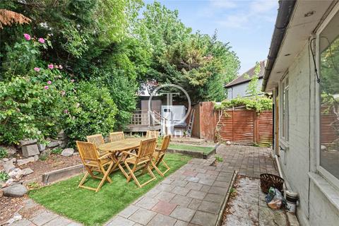 1b Ridge Close, London, NW4 1ER