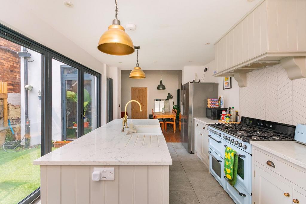 2 B5 PTN - Kitchen C.jpg
