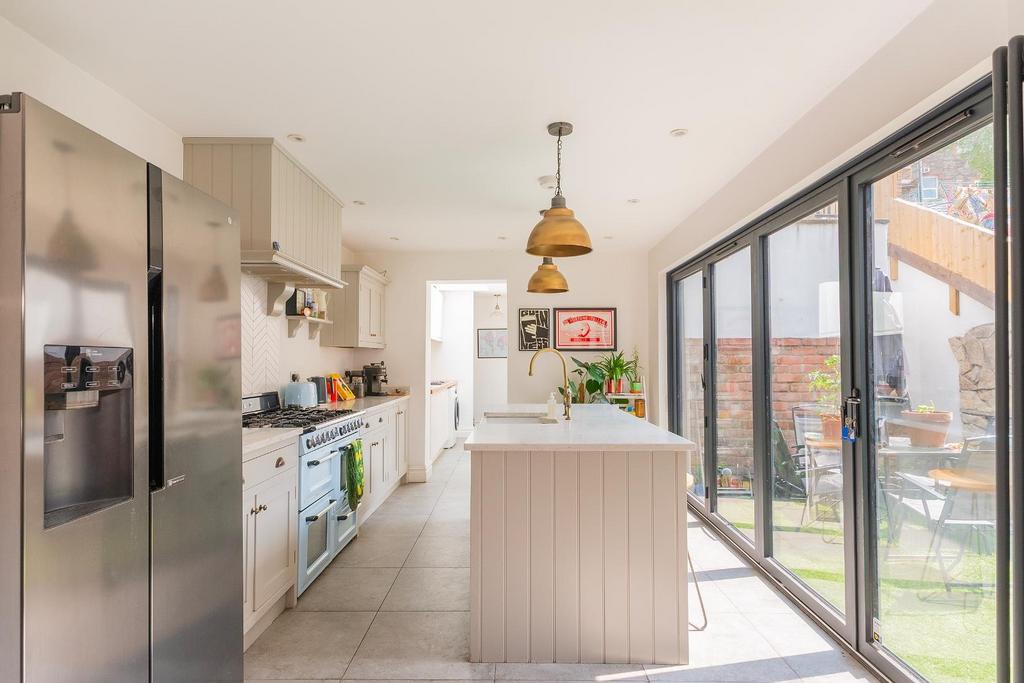 2 B5 PTN - Kitchen D.jpg