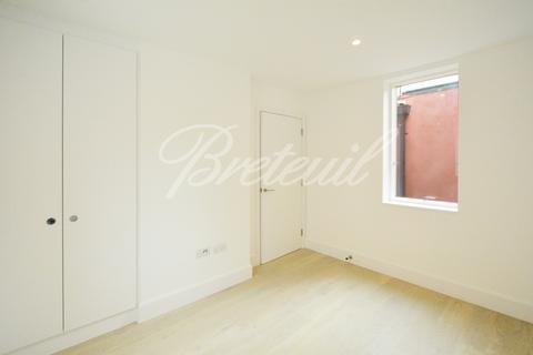 3 bedroom terraced house to rent, Lillie Road, London, SW6
