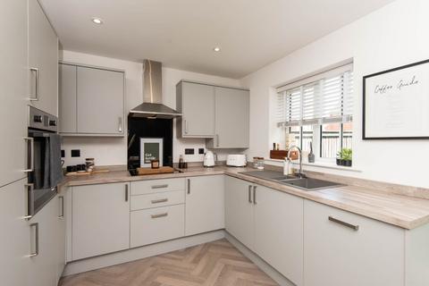 11 Chestnut Drive, Barlborough, Chesterfield, S43 4ZF