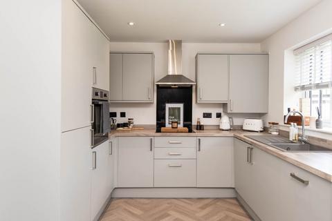11 Chestnut Drive, Barlborough, Chesterfield, S43 4ZF