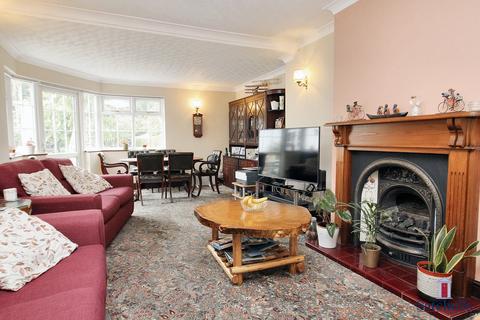4 bedroom semi-detached house for sale, Norton Road, Letchworth Garden City, SG6