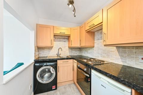 undefined, Meon Close, Petersfield