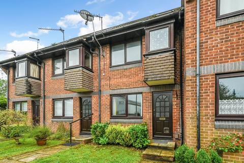 1 bedroom flat for sale, Meon Close, Petersfield, Hampshire