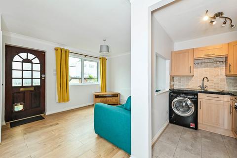 1 bedroom flat for sale, Meon Close, Petersfield, Hampshire