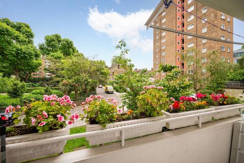 3 bedroom flat for sale, Nelson Square, Southwark, London, SE1