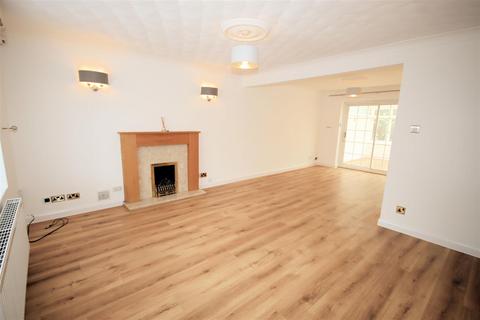 4 Cromer Way, Luton, LU2 7EE